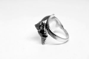 Кольцо из серебра авторское Черная пантера